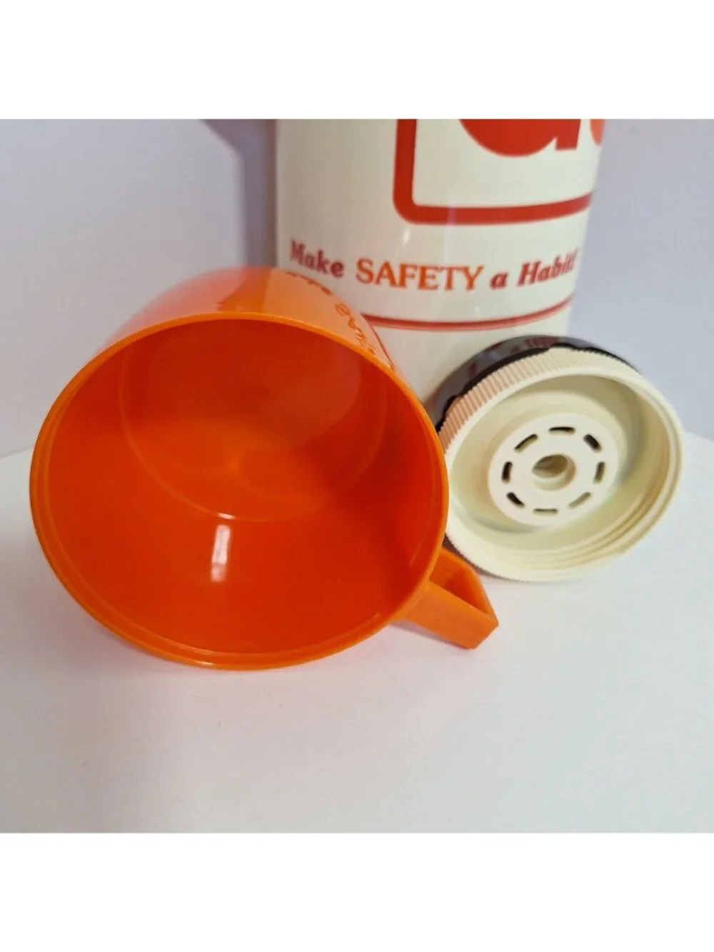 GETTY Thermos Make Safety A Habit Slogan Logo Orange Vintage 1970s
